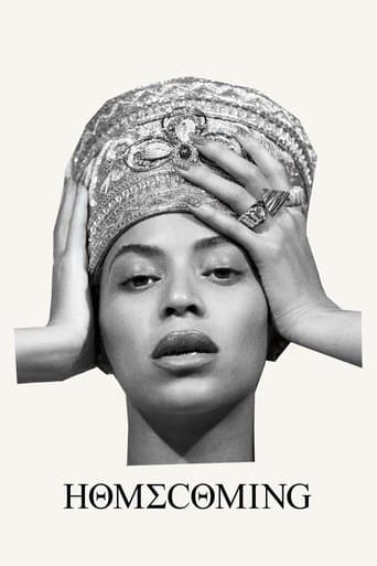 Filmplakat: HOMECOMING – Ein Film von Beyoncé